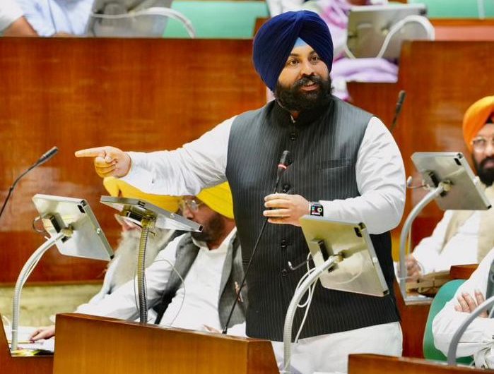 punjab news Harjot Singh Bains Tears Into Sukhpal Khaira for Derogatory Remark Against FM Cheema*